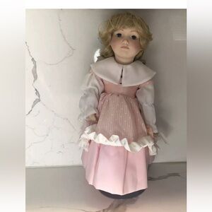 Vintage DOLL FRANKLIN MINT HEIRLOOM PORCELAIN GOLDILOCKS 1984 12” Tall